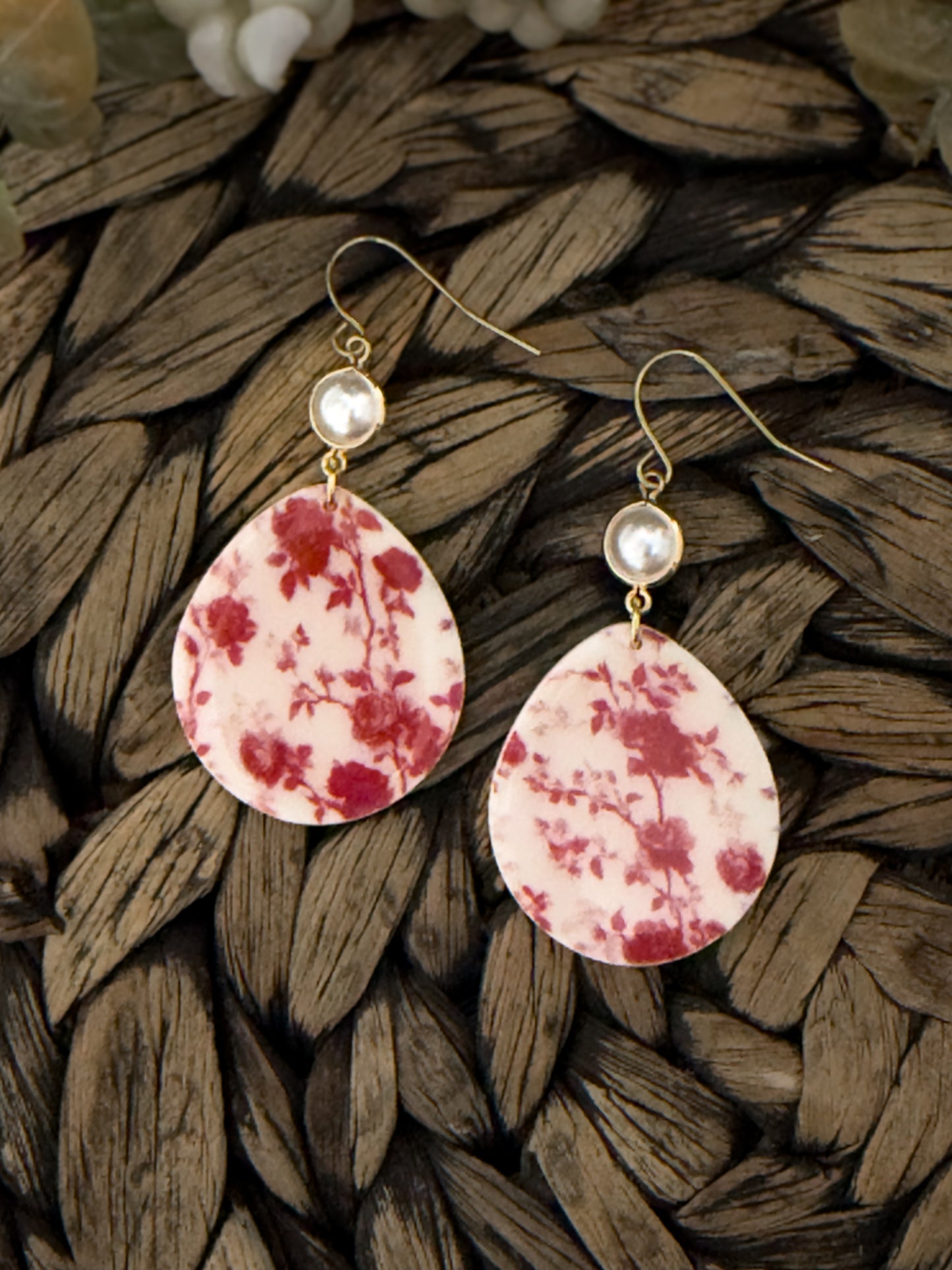 Red Rose Dangle Earring
